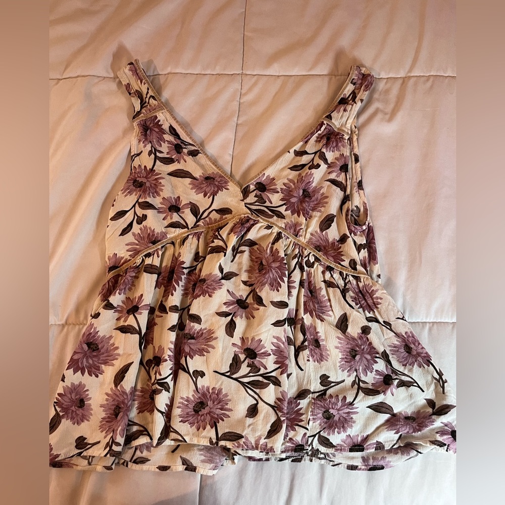 American Eagle Top - Picture 2 of 3